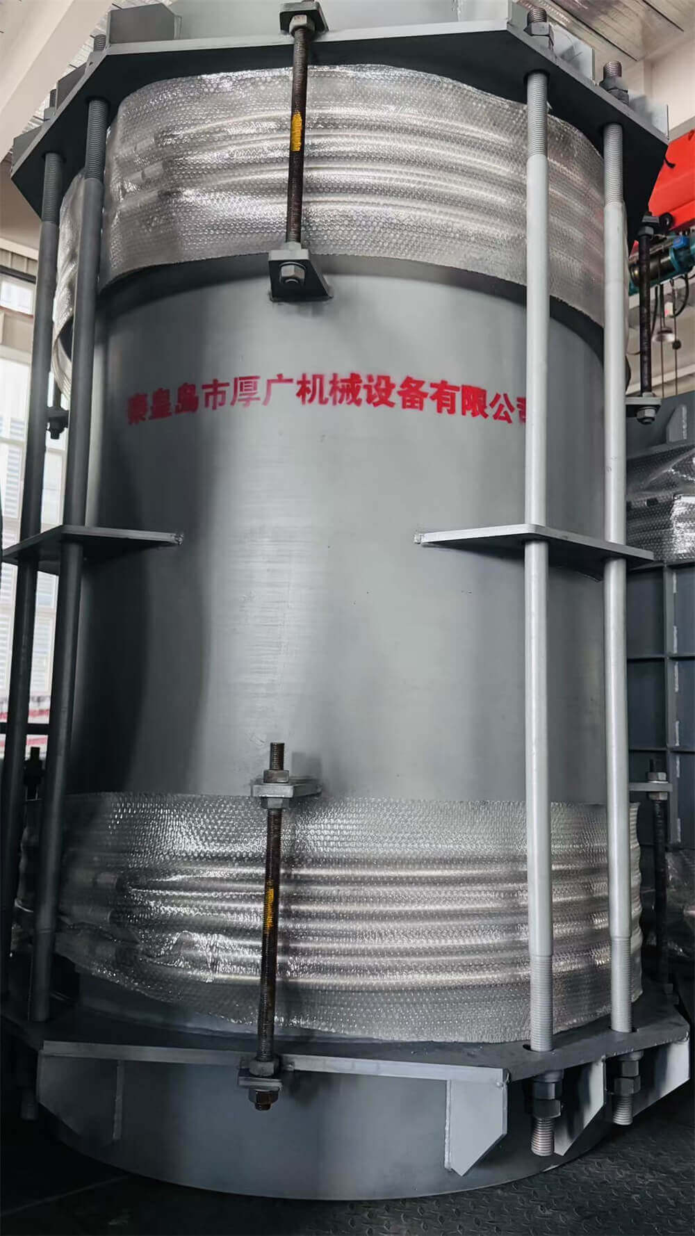 復式拉桿型補償器