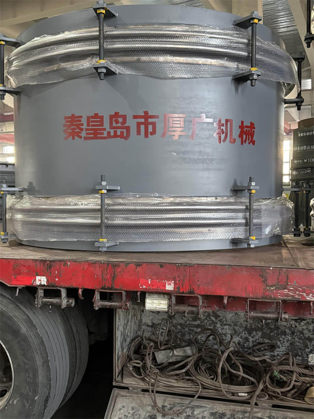 復式拉桿型補償器